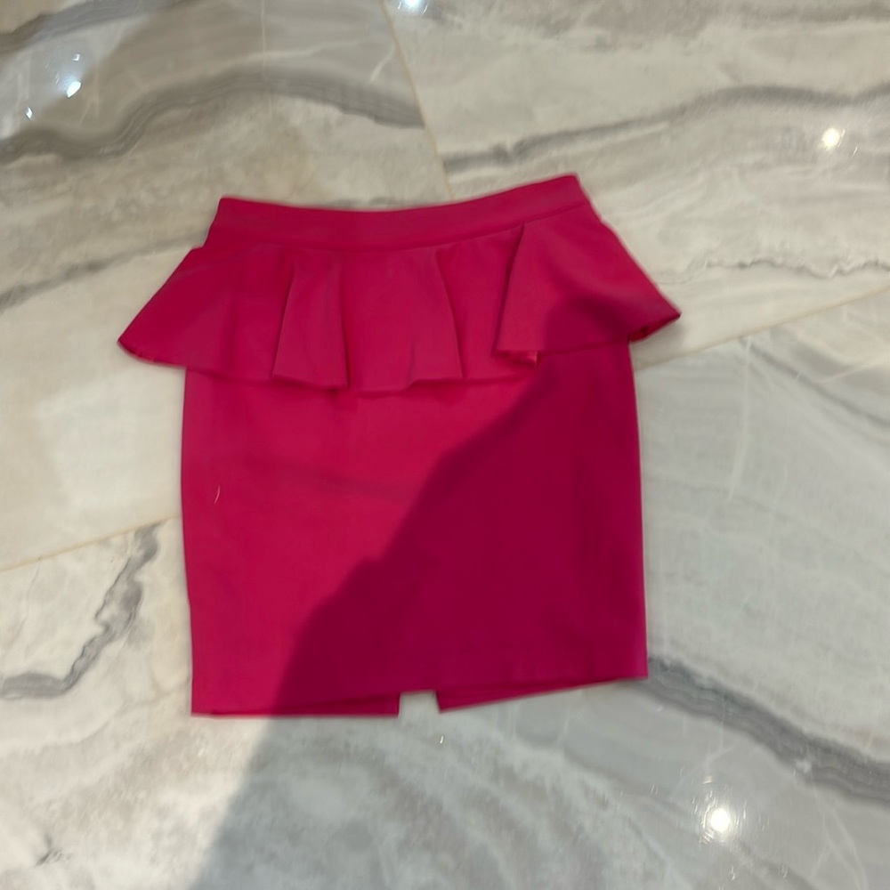 Allison & Olivia peplum skirt
